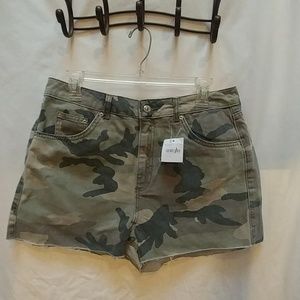 Camo Topshop Moto MOM shorts